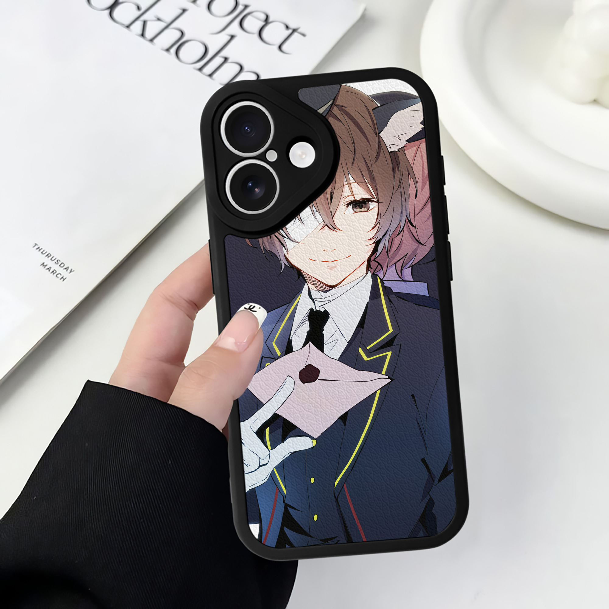 （画像用） 文豪ストレイドッグス Bungo Stray Dogs 【iPhone 16シリーズ対応】シリコンスマホケース（レザー調） 材質：シリコン